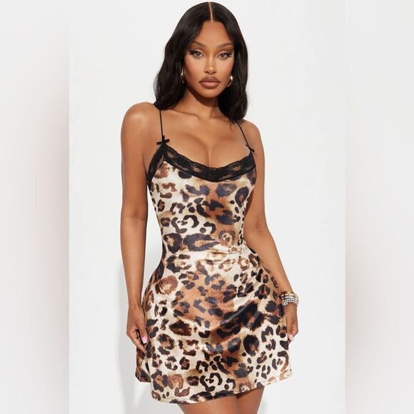 On The Move Velvet Mini Dress - Leopard - Picture 1 of 3